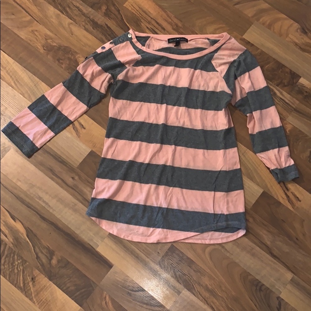 ✨2 for 10✨or✨3 for 15✨pink and grey 3/4 sleeve tee